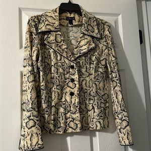 Clara S. animal print with stick on sequin jacket shirt, Sz Sm